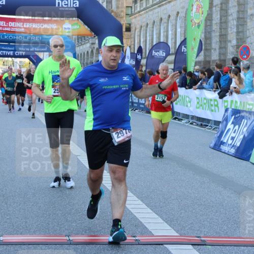 01.09.2024 - BARMER Alsterlauf Strokosch-Dieckow http://msf.ph/oto/6890373 01.09.2024 10:07:13 Ziel 2157, 2298, 2547, 2707, 2772, 2978, 3120, 3649, 4161, 4409, 4459, 4504, 4717, 4918, 5123, 5271, 5288, 8129 meine-sportfotos.de