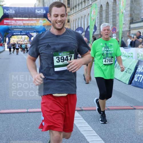 01.09.2024 - BARMER Alsterlauf Strokosch-Dieckow http://msf.ph/oto/6890378 01.09.2024 10:17:24 Ziel 2498, 3947, 3948, 4245, 4702, 4870, 4929, 4957, 8231 meine-sportfotos.de