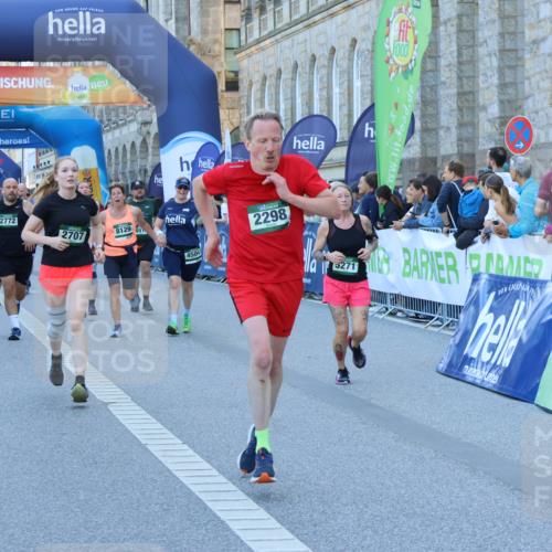 01.09.2024 - BARMER Alsterlauf Strokosch-Dieckow http://msf.ph/oto/6890383 01.09.2024 10:07:17 Ziel 2157, 2298, 2547, 2673, 2707, 2772, 3120, 3153, 3296, 3649, 4160, 4320, 4409, 4504, 4918, 5123, 5200, 5271, 8129 meine-sportfotos.de