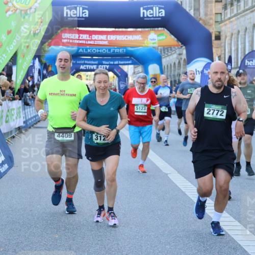 01.09.2024 - BARMER Alsterlauf Strokosch-Dieckow http://msf.ph/oto/6890397 01.09.2024 10:07:21 Ziel 2298, 2305, 2673, 2707, 2772, 2996, 3120, 3153, 3296, 3649, 3657, 4160, 4320, 4409, 4504, 4918, 5123, 5200, 5239, 5271, 5304, 8129 meine-sportfotos.de
