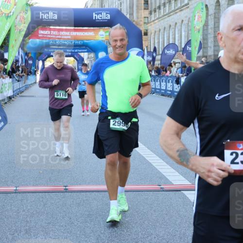 01.09.2024 - BARMER Alsterlauf Strokosch-Dieckow http://msf.ph/oto/6890414 01.09.2024 10:07:31 Ziel 2305, 2317, 2415, 2996, 3657, 3859, 3945, 5110, 5176, 5239, 5304, 8059 meine-sportfotos.de