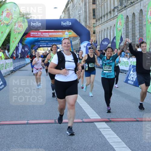 01.09.2024 - BARMER Alsterlauf Strokosch-Dieckow http://msf.ph/oto/6890428 01.09.2024 10:17:39 Ziel 2362, 2546, 2622, 2819, 2842, 2846, 3081, 3307, 3406, 3497, 3500, 3532, 3533, 3535, 3845, 3893, 3917, 4547, 4548, 5159, 5307 meine-sportfotos.de