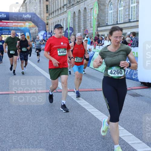 01.09.2024 - BARMER Alsterlauf Strokosch-Dieckow http://msf.ph/oto/6890442 01.09.2024 10:07:47 Ziel 2319, 2342, 2405, 2426, 2525, 3054, 3229, 3358, 3359, 3924, 4065, 4260, 4280, 4350, 4462, 4550, 4733, 4880, 5035, 5104, 5280 meine-sportfotos.de