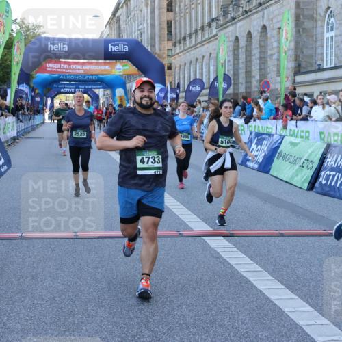 01.09.2024 - BARMER Alsterlauf Strokosch-Dieckow http://msf.ph/oto/6890456 01.09.2024 10:07:56 Ziel 2050, 2228, 2400, 2525, 2867, 3262, 3321, 3335, 3337, 3345, 3870, 4528, 4550, 4673, 4694, 4733, 4750, 4880, 5104, 5280 meine-sportfotos.de