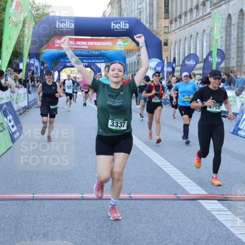 01.09.2024 - BARMER Alsterlauf Strokosch-Dieckow http://msf.ph/oto/6890471 01.09.2024 10:08:00 Ziel 2050, 2228, 2367, 2400, 2867, 3262, 3321, 3335, 3337, 3345, 3584, 3870, 4528, 4550, 4570, 4673, 4694, 4750, 4880, 8164 meine-sportfotos.de