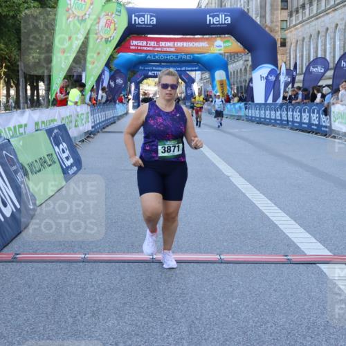 01.09.2024 - BARMER Alsterlauf Strokosch-Dieckow http://msf.ph/oto/6890472 01.09.2024 10:18:01 Ziel 3265, 3871, 4004 meine-sportfotos.de