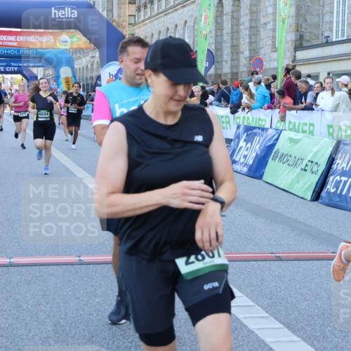 01.09.2024 - BARMER Alsterlauf Strokosch-Dieckow http://msf.ph/oto/6890481 01.09.2024 10:08:03 Ziel 2050, 2228, 2367, 2374, 2400, 2867, 3262, 3335, 3345, 3584, 3864, 3870, 3964, 4528, 4570, 4673, 4694, 4750, 4919, 8164 meine-sportfotos.de