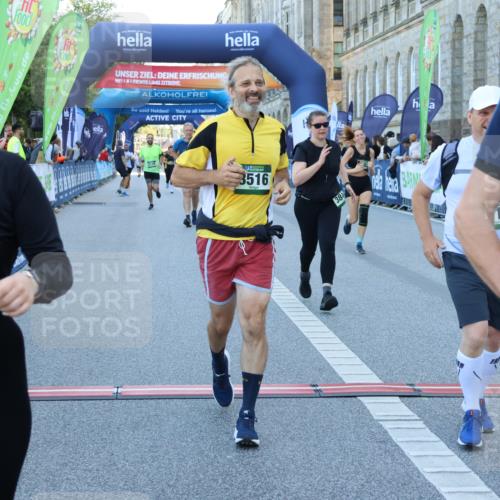 01.09.2024 - BARMER Alsterlauf Strokosch-Dieckow http://msf.ph/oto/6890499 01.09.2024 10:18:15 Ziel 2128, 2233, 2234, 3086, 3183, 3515, 3516, 3844, 4243, 4951, 5242, 8125 meine-sportfotos.de