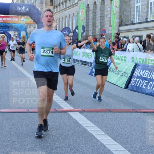 01.09.2024 - BARMER Alsterlauf Strokosch-Dieckow http://msf.ph/oto/6890502 01.09.2024 10:08:14 Ziel 2264, 2374, 2695, 2896, 2941, 3084, 3085, 3381, 3767, 3864, 3964, 4007, 4195, 4210, 4919, 5219 meine-sportfotos.de