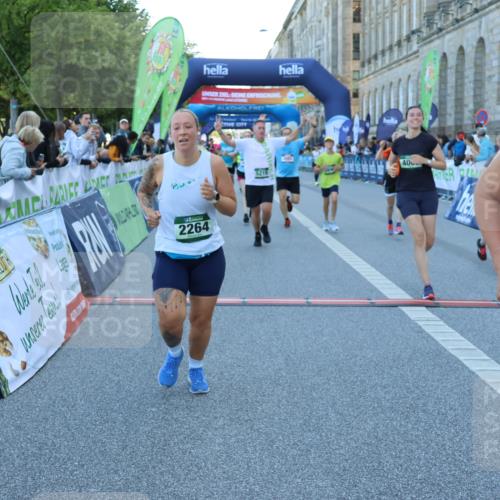 01.09.2024 - BARMER Alsterlauf Strokosch-Dieckow http://msf.ph/oto/6890516 01.09.2024 10:08:20 Ziel 2058, 2264, 2695, 2852, 2896, 2941, 2952, 3084, 3085, 3246, 3381, 3696, 3904, 4007, 4210, 4720, 4786, 5219 meine-sportfotos.de