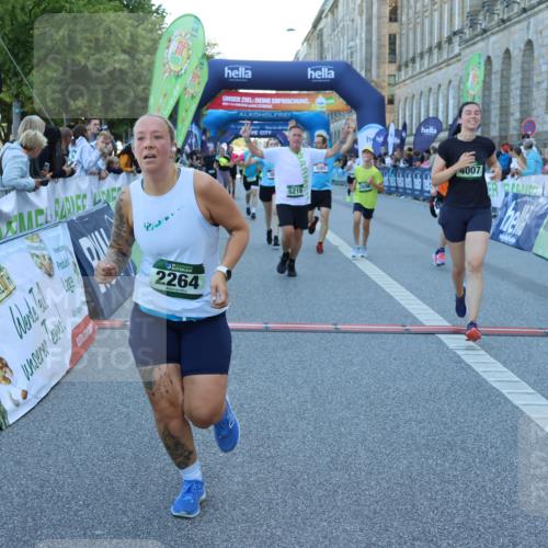 01.09.2024 - BARMER Alsterlauf Strokosch-Dieckow http://msf.ph/oto/6890519 01.09.2024 10:08:20 Ziel 2058, 2264, 2695, 2852, 2896, 2941, 2952, 3084, 3085, 3246, 3381, 3696, 3904, 4007, 4210, 4720, 4786, 5219 meine-sportfotos.de