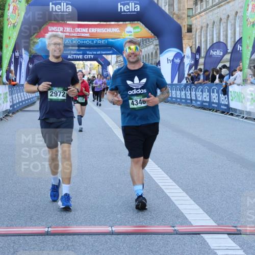 01.09.2024 - BARMER Alsterlauf Strokosch-Dieckow http://msf.ph/oto/6890546 01.09.2024 10:18:31 Ziel 2271, 2972, 3445, 4346, 5132 meine-sportfotos.de