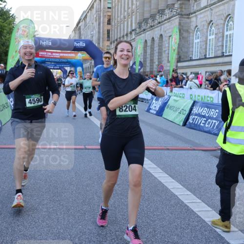 01.09.2024 - BARMER Alsterlauf Strokosch-Dieckow http://msf.ph/oto/6890567 01.09.2024 10:08:34 Ziel 2063, 2101, 2148, 2301, 2694, 2781, 3224, 3233, 3236, 3270, 4464, 4472, 4590, 5172, 8204 meine-sportfotos.de