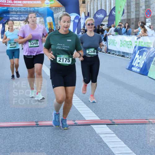 01.09.2024 - BARMER Alsterlauf Strokosch-Dieckow http://msf.ph/oto/6890589 01.09.2024 10:18:47 Ziel 2175, 2241, 2825, 2960, 2965, 2980, 3348, 3349, 4017, 4642, 4691, 8120, 8167 meine-sportfotos.de