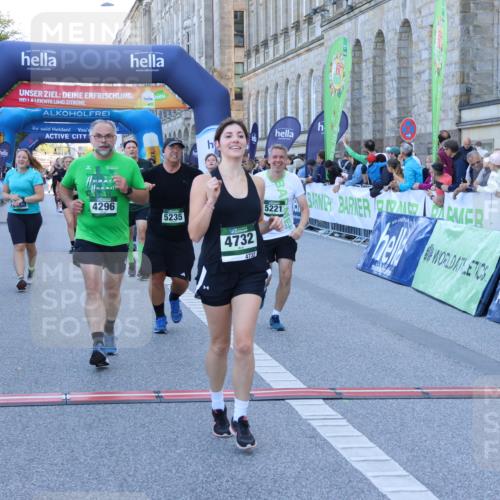 01.09.2024 - BARMER Alsterlauf Strokosch-Dieckow http://msf.ph/oto/6890595 01.09.2024 10:08:49 Ziel 2345, 2680, 2817, 2999, 3009, 3205, 3552, 3624, 3626, 4139, 4296, 4379, 4490, 4513, 4732, 5163, 5221, 5235 meine-sportfotos.de