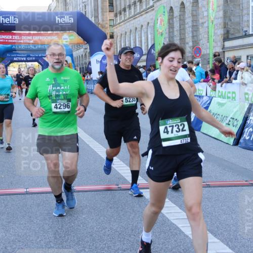 01.09.2024 - BARMER Alsterlauf Strokosch-Dieckow http://msf.ph/oto/6890602 01.09.2024 10:08:50 Ziel 2345, 2680, 2999, 3009, 3205, 3552, 3624, 3626, 4076, 4139, 4296, 4379, 4490, 4513, 4732, 5163, 5221, 5235 meine-sportfotos.de