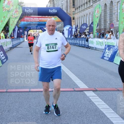 01.09.2024 - BARMER Alsterlauf Strokosch-Dieckow http://msf.ph/oto/6890621 01.09.2024 10:18:58 Ziel 2140, 2825, 4503, 5119, 8120, 8167 meine-sportfotos.de