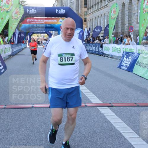 01.09.2024 - BARMER Alsterlauf Strokosch-Dieckow http://msf.ph/oto/6890623 01.09.2024 10:18:58 Ziel 2140, 2825, 4503, 5119, 8120, 8167 meine-sportfotos.de