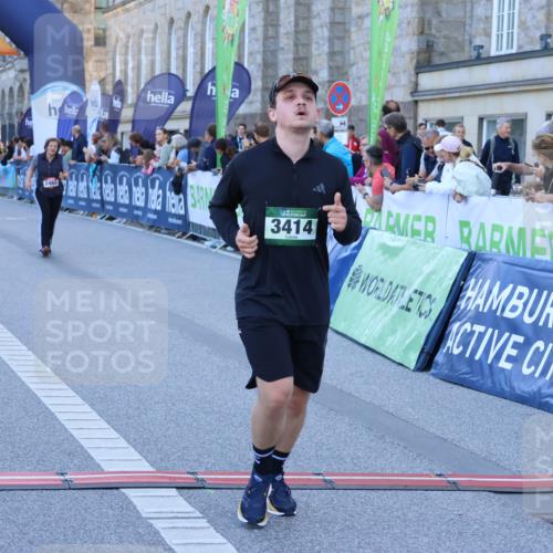 01.09.2024 - BARMER Alsterlauf Strokosch-Dieckow http://msf.ph/oto/6890627 01.09.2024 10:09:03 Ziel 2465, 3227, 3414, 4076, 4345, 4981, 8206 meine-sportfotos.de