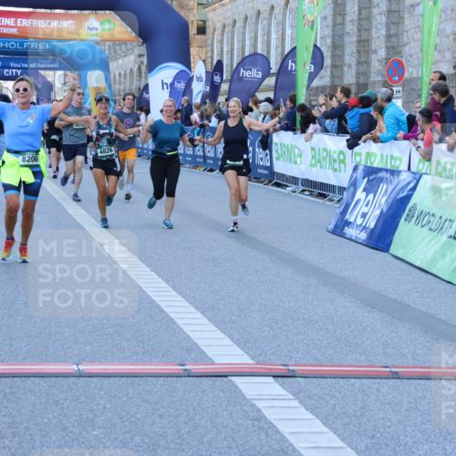 01.09.2024 - BARMER Alsterlauf Strokosch-Dieckow http://msf.ph/oto/6890640 01.09.2024 10:09:11 Ziel 2172, 2465, 2857, 3004, 3450, 3501, 3675, 3927, 3982, 4047, 4050, 4120, 4496, 4826, 8206 meine-sportfotos.de