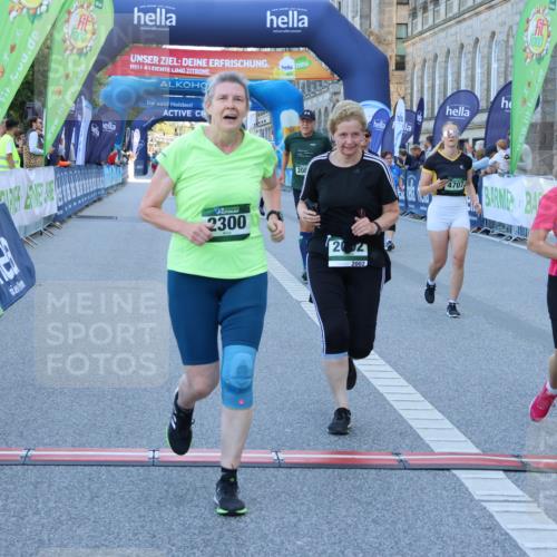 01.09.2024 - BARMER Alsterlauf Strokosch-Dieckow http://msf.ph/oto/6890650 01.09.2024 10:19:11 Ziel 2002, 2083, 2300, 2448, 2459, 2460, 2683, 3885, 4261, 4347, 4348, 4707, 4810, 8271 meine-sportfotos.de