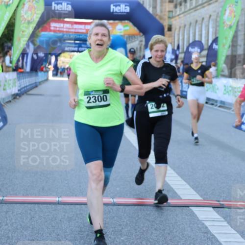 01.09.2024 - BARMER Alsterlauf Strokosch-Dieckow http://msf.ph/oto/6890652 01.09.2024 10:19:11 Ziel 2002, 2083, 2300, 2448, 2459, 2460, 2683, 3885, 4261, 4347, 4348, 4707, 4810, 8271 meine-sportfotos.de