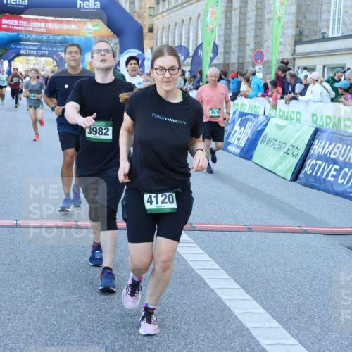 01.09.2024 - BARMER Alsterlauf Strokosch-Dieckow http://msf.ph/oto/6890663 01.09.2024 10:09:21 Ziel 2757, 2795, 2796, 2857, 3450, 3486, 3901, 3982, 4050, 4072, 4120, 4196, 4396, 4397, 4468, 4496, 4531, 4579, 4585, 4610, 5233, 8239 meine-sportfotos.de