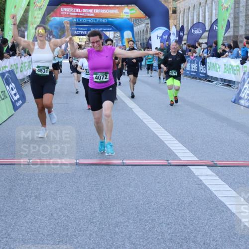 01.09.2024 - BARMER Alsterlauf Strokosch-Dieckow http://msf.ph/oto/6890672 01.09.2024 10:09:26 Ziel 2757, 2795, 3486, 3828, 3829, 3830, 3831, 3832, 3901, 4072, 4147, 4196, 4331, 4396, 4397, 4468, 4531, 4579, 4585, 4610, 4711, 4799, 5233 meine-sportfotos.de