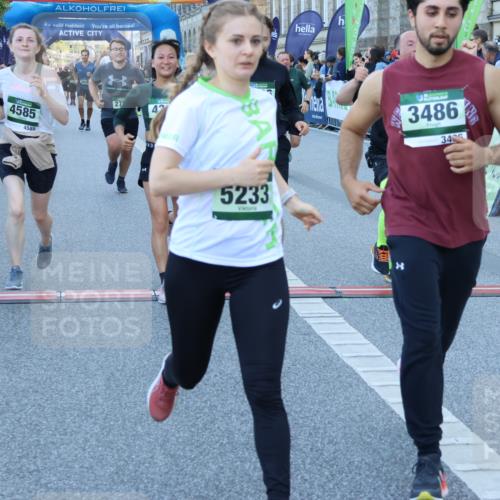 01.09.2024 - BARMER Alsterlauf Strokosch-Dieckow http://msf.ph/oto/6890682 01.09.2024 10:09:29 Ziel 2757, 2795, 3486, 3828, 3829, 3830, 3831, 3832, 3901, 4072, 4147, 4196, 4331, 4396, 4397, 4531, 4579, 4585, 4711, 4799, 4881, 5233 meine-sportfotos.de