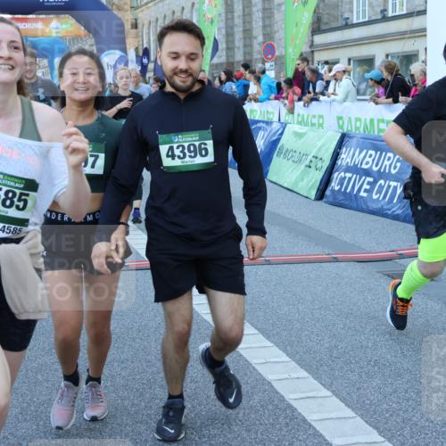 01.09.2024 - BARMER Alsterlauf Strokosch-Dieckow http://msf.ph/oto/6890686 01.09.2024 10:09:30 Ziel 2757, 2795, 3486, 3828, 3829, 3830, 3831, 3832, 3901, 4008, 4147, 4196, 4331, 4396, 4397, 4579, 4585, 4711, 4799, 4881, 5233 meine-sportfotos.de