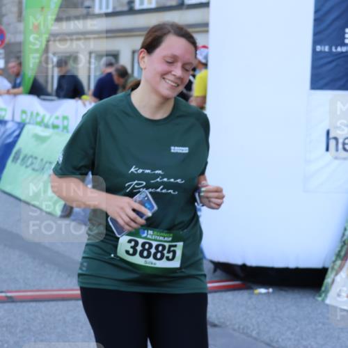 01.09.2024 - BARMER Alsterlauf Strokosch-Dieckow http://msf.ph/oto/6890687 01.09.2024 10:19:22 Ziel 2791, 3819, 3820, 3885, 5127, 5128 meine-sportfotos.de