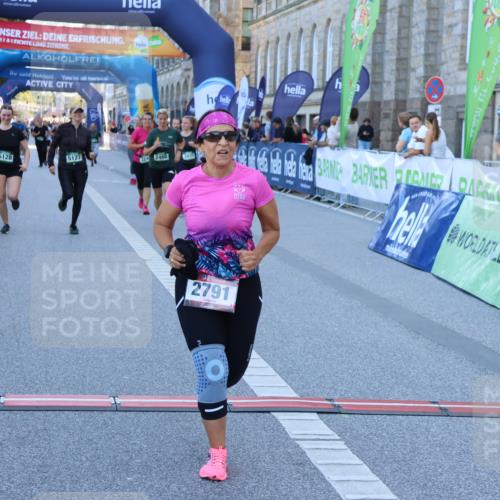 01.09.2024 - BARMER Alsterlauf Strokosch-Dieckow http://msf.ph/oto/6890704 01.09.2024 10:19:30 Ziel 2452, 2468, 2791, 3240, 3320, 3937, 5127, 5128 meine-sportfotos.de