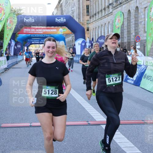 01.09.2024 - BARMER Alsterlauf Strokosch-Dieckow http://msf.ph/oto/6890719 01.09.2024 10:19:33 Ziel 2051, 2196, 2452, 2468, 3240, 3320, 3344, 3739, 3937, 4921, 4922, 5127, 5128 meine-sportfotos.de