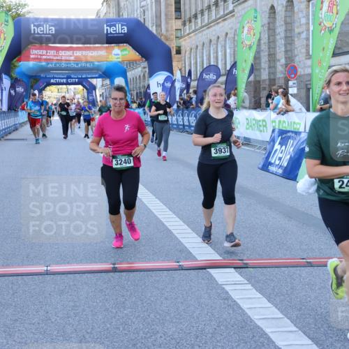 01.09.2024 - BARMER Alsterlauf Strokosch-Dieckow http://msf.ph/oto/6890721 01.09.2024 10:19:35 Ziel 2051, 2196, 2452, 2468, 3240, 3320, 3344, 3738, 3739, 3784, 3937, 4921, 4922, 5127, 5128 meine-sportfotos.de