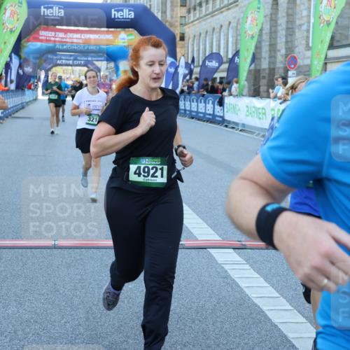 01.09.2024 - BARMER Alsterlauf Strokosch-Dieckow http://msf.ph/oto/6890748 01.09.2024 10:19:45 Ziel 2051, 2196, 2432, 2433, 2435, 2687, 2713, 3213, 3738, 3784, 4921, 4922 meine-sportfotos.de