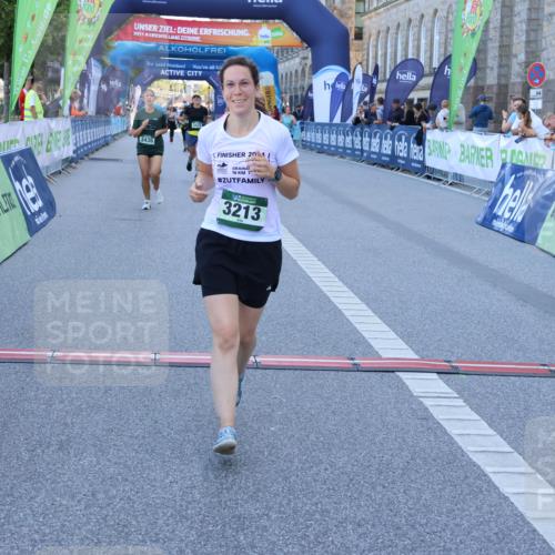 01.09.2024 - BARMER Alsterlauf Strokosch-Dieckow http://msf.ph/oto/6890754 01.09.2024 10:19:46 Ziel 2053, 2432, 2433, 2435, 2687, 2713, 3213, 3738, 3784, 4921, 4922 meine-sportfotos.de