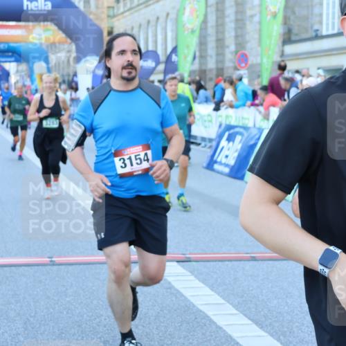 01.09.2024 - BARMER Alsterlauf Strokosch-Dieckow http://msf.ph/oto/6890778 01.09.2024 10:10:11 Ziel 2467, 2684, 2828, 2863, 3154, 3283, 3568, 3692, 3766, 5018, 5206 meine-sportfotos.de