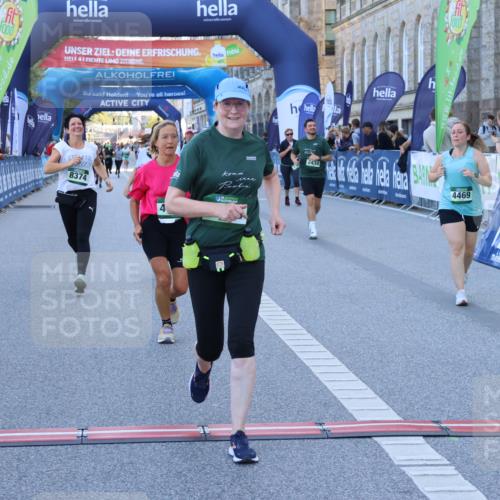 01.09.2024 - BARMER Alsterlauf Strokosch-Dieckow http://msf.ph/oto/6890785 01.09.2024 10:19:58 Ziel 2053, 2142, 2434, 3346, 4469, 4653, 4991, 8374, 8375 meine-sportfotos.de