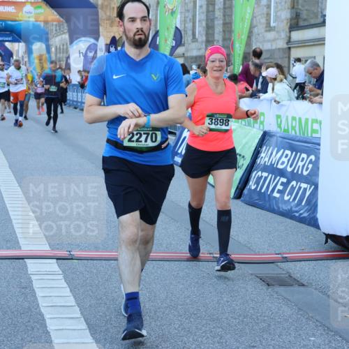 01.09.2024 - BARMER Alsterlauf Strokosch-Dieckow http://msf.ph/oto/6890801 01.09.2024 10:10:23 Ziel 2270, 2337, 2391, 2668, 2977, 3274, 3568, 3875, 3898, 3907, 4770, 8163 meine-sportfotos.de