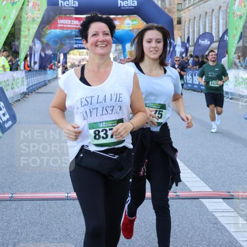 01.09.2024 - BARMER Alsterlauf Strokosch-Dieckow http://msf.ph/oto/6890804 01.09.2024 10:20:01 Ziel 2085, 2142, 2434, 3346, 3855, 4469, 4552, 4653, 4991, 8374, 8375 meine-sportfotos.de