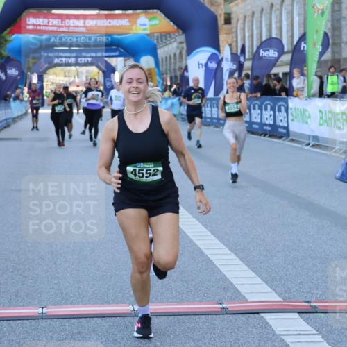 01.09.2024 - BARMER Alsterlauf Strokosch-Dieckow http://msf.ph/oto/6890834 01.09.2024 10:20:11 Ziel 2023, 2085, 3508, 3554, 3855, 4131, 4132, 4552, 4863, 4868, 8097 meine-sportfotos.de