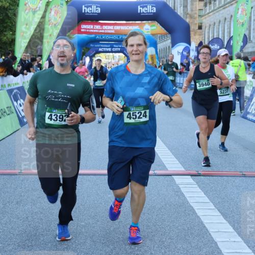 01.09.2024 - BARMER Alsterlauf Strokosch-Dieckow http://msf.ph/oto/6890854 01.09.2024 10:10:45 Ziel 2087, 2355, 2417, 2950, 3510, 3748, 3940, 4325, 4392, 4524, 5204, 5205, 5237, 8010, 8321 meine-sportfotos.de