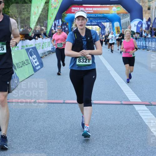 01.09.2024 - BARMER Alsterlauf Strokosch-Dieckow http://msf.ph/oto/6890859 01.09.2024 10:10:48 Ziel 2355, 2417, 2950, 3315, 3748, 3940, 4325, 4557, 5205, 5237, 8010, 8321 meine-sportfotos.de