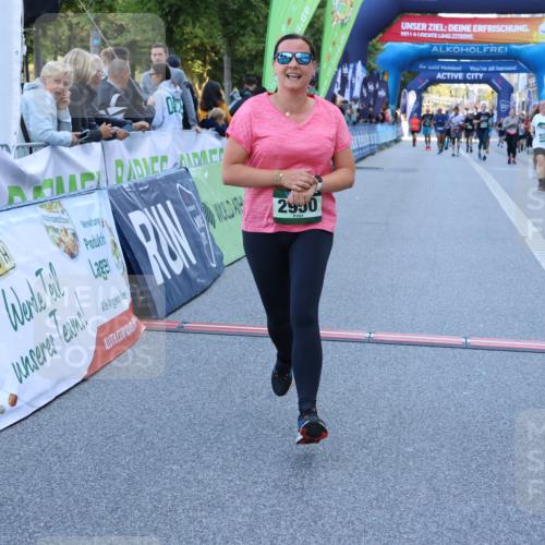 01.09.2024 - BARMER Alsterlauf Strokosch-Dieckow http://msf.ph/oto/6890866 01.09.2024 10:10:51 Ziel 2355, 2417, 2950, 3311, 3315, 3748, 4557, 8010, 8352 meine-sportfotos.de