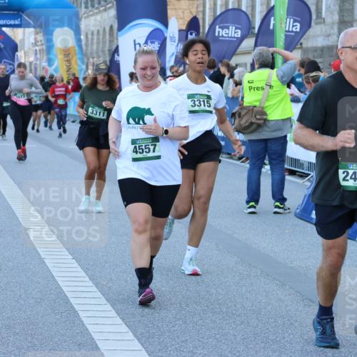 01.09.2024 - BARMER Alsterlauf Strokosch-Dieckow http://msf.ph/oto/6890871 01.09.2024 10:10:55 Ziel 2417, 2877, 3311, 3315, 4557, 4904, 8352 meine-sportfotos.de