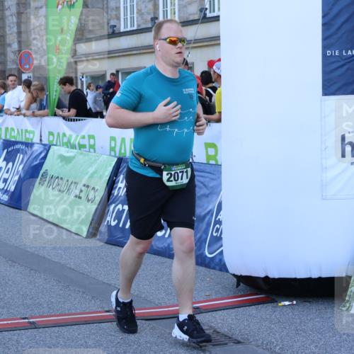 01.09.2024 - BARMER Alsterlauf Strokosch-Dieckow http://msf.ph/oto/6890916 01.09.2024 10:20:51 Ziel 2071, 3553, 3642, 4389, 4903, 8355 meine-sportfotos.de