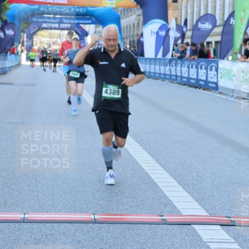 01.09.2024 - BARMER Alsterlauf Strokosch-Dieckow http://msf.ph/oto/6890942 01.09.2024 10:20:58 Ziel 3457, 4389, 4903 meine-sportfotos.de