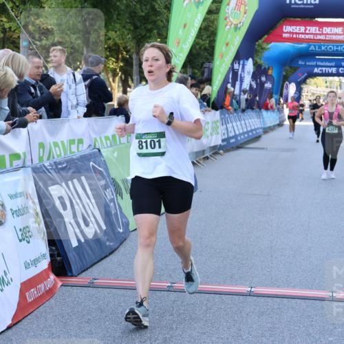 01.09.2024 - BARMER Alsterlauf Strokosch-Dieckow http://msf.ph/oto/6890947 01.09.2024 10:11:25 Ziel 3288, 3324, 3555, 3688, 4130, 4391, 4944, 8032, 8101 meine-sportfotos.de