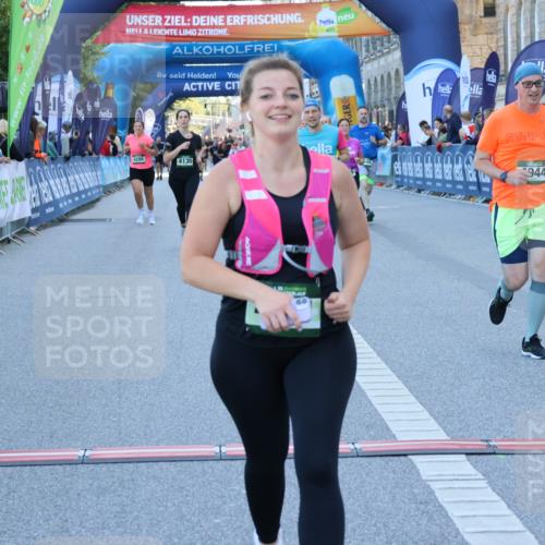 01.09.2024 - BARMER Alsterlauf Strokosch-Dieckow http://msf.ph/oto/6890965 01.09.2024 10:11:30 Ziel 2647, 2661, 2662, 3324, 3555, 3688, 4130, 4286, 4391, 4443, 4944 meine-sportfotos.de