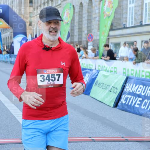 01.09.2024 - BARMER Alsterlauf Strokosch-Dieckow http://msf.ph/oto/6890968 01.09.2024 10:21:04 Ziel 3457, 3557, 4903 meine-sportfotos.de